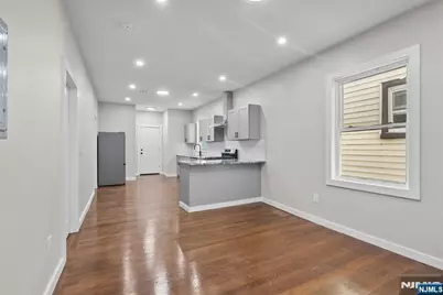 125 Park Avenue, Newark, NJ 07104 - Photo 18