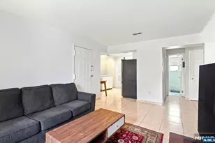 272 Walnut Street 5D, Newark, NJ 07105 - Photo 4