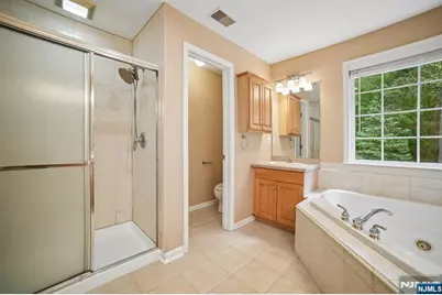 147 Arrowgate Drive, Randolph Township, NJ 07869 - Photo 24