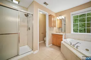 147 Arrowgate Dr, Randolph Township, NJ 07869 - Photo 24