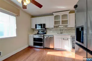 37 Bound Brook Rd, Parsippany, NJ 07054 - Photo 12