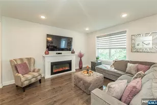 106 Autumn Ct, Little Falls Township, NJ 07424 - Photo 8