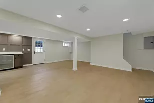 300 John Ochs Dr, Saddle Brook Township, NJ 07663 - Photo 40