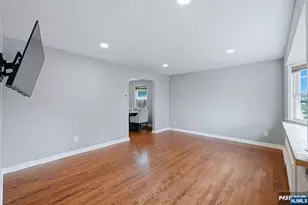 635 Robinson Terrace, Union Township, NJ 07083 - Photo 6