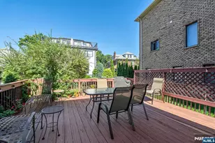 151 Summit Ave, Cliffside Park, NJ 07010 - Photo 24