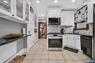 76 Laurel Ave, Irvington, NJ 07111 - Photo 16