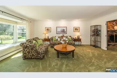 10 Weiss Drive, Montville Township, NJ 07082 - Photo 4