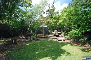 42 Oak Ridge Rd, Clifton, NJ 07013 - Photo 24