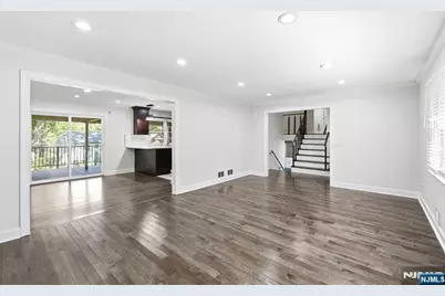 29 Cherry Hill Road, Livingston, NJ 07039 - Photo 4