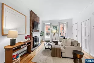 208 3rd St, Hoboken, NJ 07030 - Photo 26