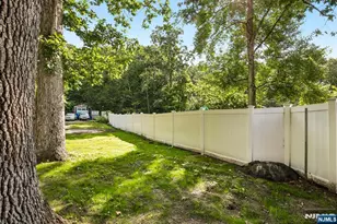 80 Glenwild Ave, Bloomingdale, NJ 07403 - Photo 24