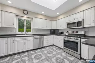 175 Marginal Rd, Elmwood Park, NJ 07407 - Photo 12