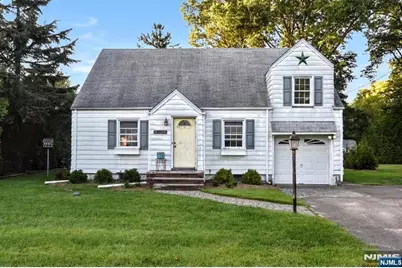 25 Stanley Court, North Haledon, NJ 07508 - Photo 1