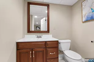 8 Goldfinch Run, Kinnelon, NJ 07405 - Photo 40