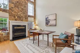 438 Santiago Ct, Mahwah, NJ 07430 - Photo 10