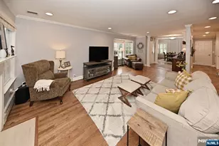 8 Hunter Rd, North Haledon, NJ 07508 - Photo 6