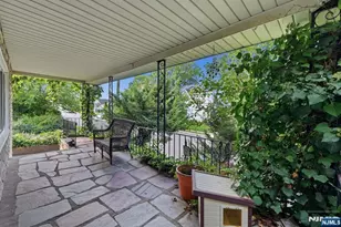 85 Elizabeth Ave, Elmwood Park, NJ 07407 - Photo 4