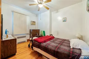 829 Roosevelt Ave, Secaucus, NJ 07094 - Photo 20