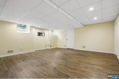 7 Gordon Road, Essex Fells, NJ 07021 - Photo 32