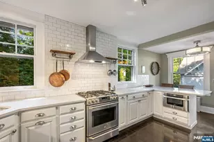 50 N Van Dien Ave, Ridgewood, NJ 07450 - Photo 16
