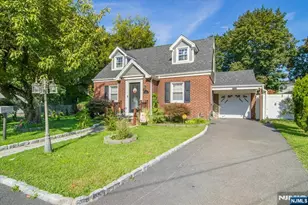 1 Haledon Ct, Haledon, NJ 07508 - Photo 2