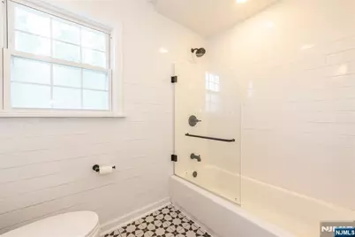 33 Waverly Terrace, Bloomfield, NJ 07003 - Photo 16