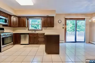 15 Torbet Dr, Wayne, NJ 07470 - Photo 10