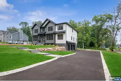 11 Eagles Nest Terrace, West Milford, NJ 07480 - Photo 2