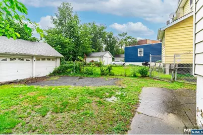 27 Philip Place, Irvington, NJ 07111 - Photo 22