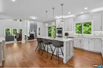 10 Massola Drive, Wayne, NJ 07470 - Photo 8