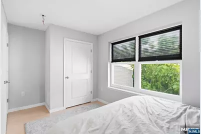49 N 5th Street, Newark, NJ 07107 - Photo 18