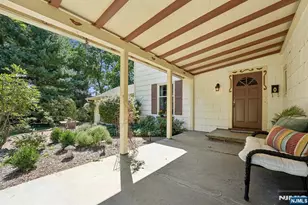 1 Seneca Pl, Montclair, NJ 07043 - Photo 4