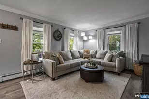 202 Prospect St, Midland Park, NJ 07432 - Photo 4