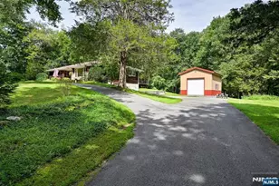 253 Kerrs Corner Rd, Frelinghuysen Township, NJ 07825 - Photo 2