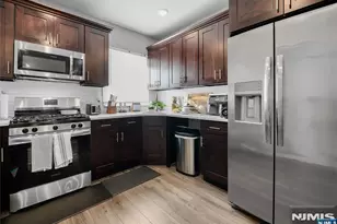 130 Garfield, Lodi, NJ 07644 - Photo 14