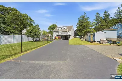 161 Manchester Avenue, North Haledon, NJ 07508 - Photo 40