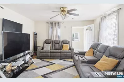 59 Augusta Street, Irvington, NJ 07111 - Photo 4