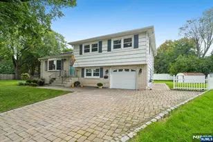 49 Skyview Rd, Bloomfield, NJ 07003 - Photo 2