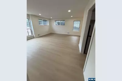 91 Callahan Court, Newark, NJ 07103 - Photo 6