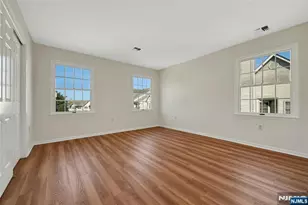 105 Quartz Ln, Paterson, NJ 07501 - Photo 12
