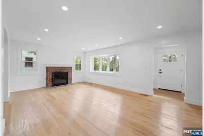 34 Howard Street, Verona, NJ 07044 - Photo 4