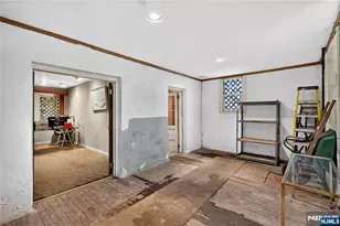 218 Jackson Ave, Hackensack, NJ 07601 - Photo 18