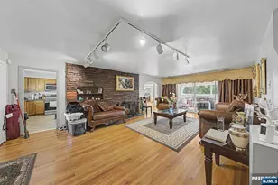 154 Ames St, Hackensack, NJ 07601 - Photo 4