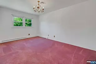 10 Klimback Ct, Caldwell, NJ 07006 - Photo 20
