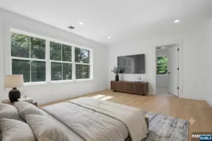 14 Maplewood, Livingston, NJ 07039 - Photo 20