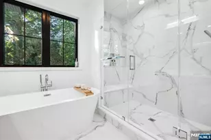 9 Fey Pl, Oradell, NJ 07649 - Photo 20