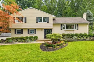 7 Ravine Dr, Woodcliff Lake, NJ 07677 - Photo 6