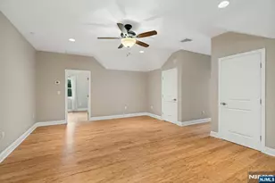 21 Crescent Ave, Mahwah, NJ 07430 - Photo 20