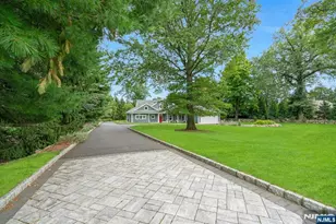 21 Crescent Ave, Mahwah, NJ 07430 - Photo 4