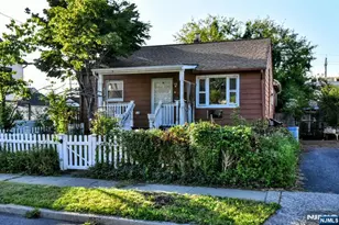 6 Roosevelt Ave, Totowa, NJ 07512 - Photo 12